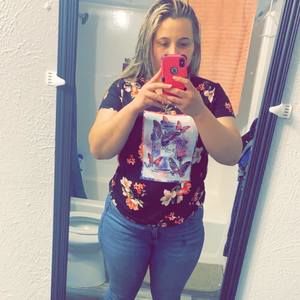 Meet your Posher, Aracely